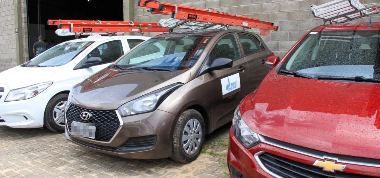 Carros para manutenção do Piauí Conectado