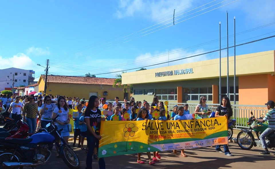 Caminhada contra o combate ao abuso e exploração sexual 
