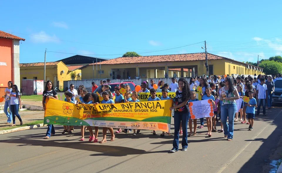 Caminhada percorreu as principais ruas da cidade