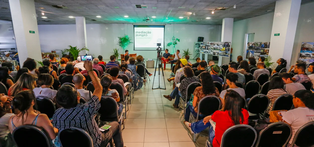 Evento está acontecendo no prédio do Senac da Avenida Campos Sales