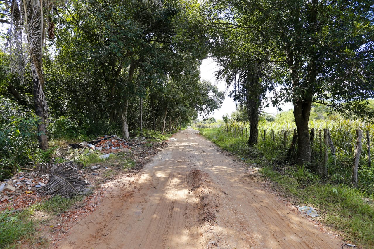 Estrada onde o corpo foi encontrado