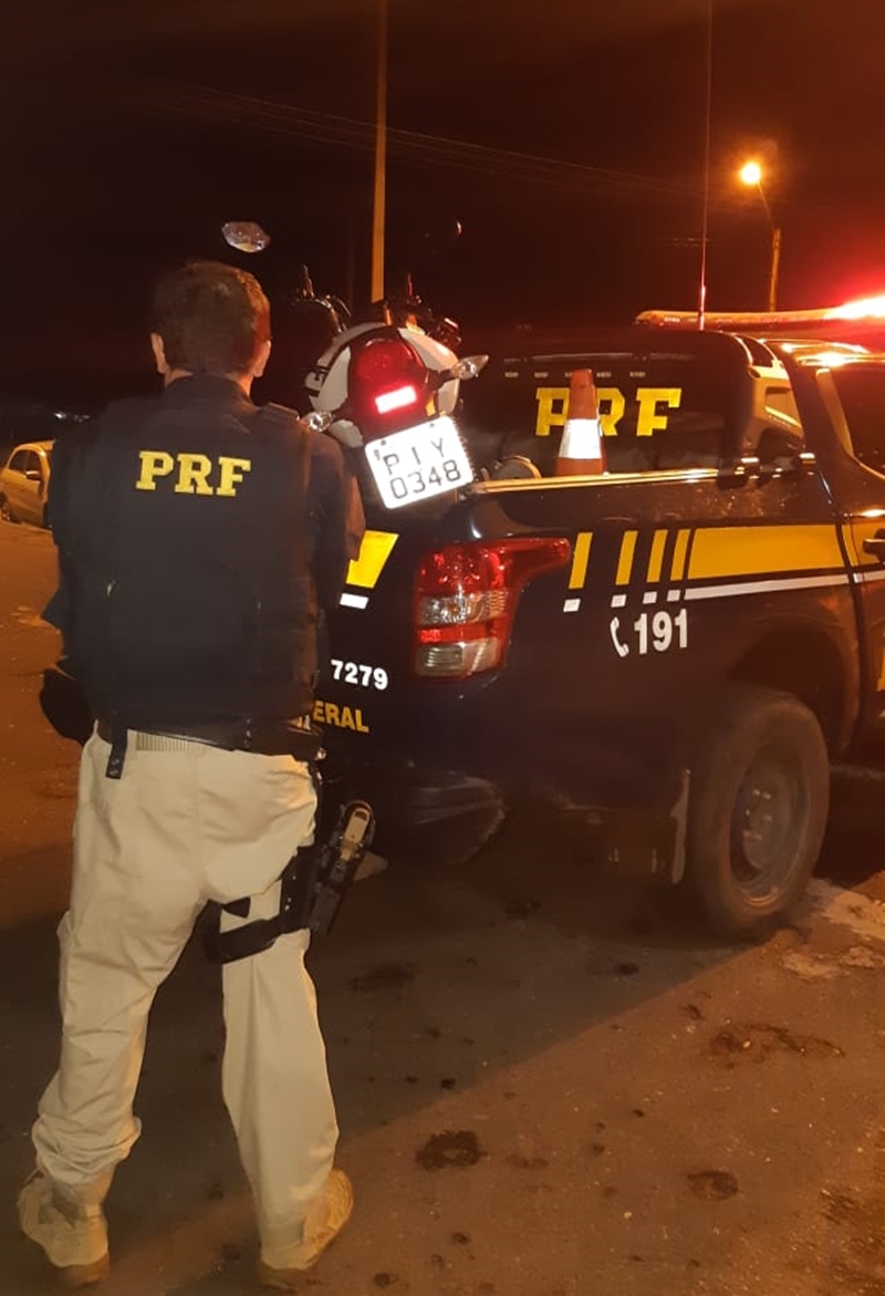 Polícia Rodoviária Federal recuperou moto roubada