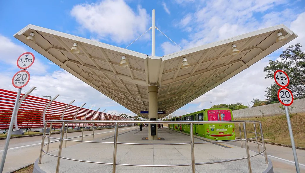Terminal Zoobotânico começou a funcionar hoje 