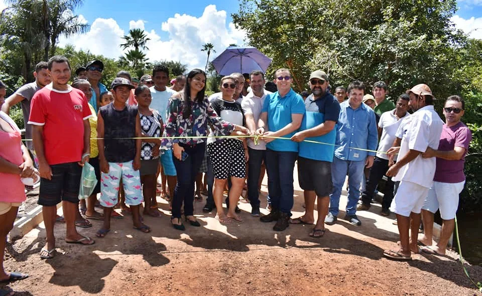 Prefeito Junior Percy inaugura ponte de concreto na zona rural de Buriti dos Lopes