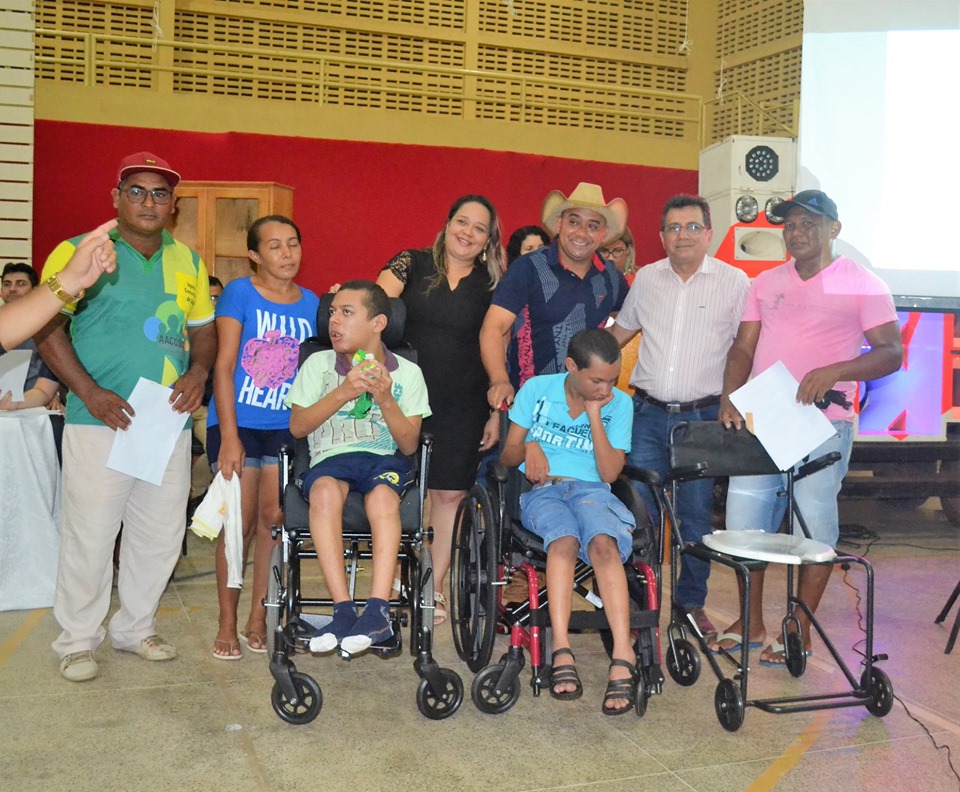 Entrega de equipamentos ortopédicos em Joaquim Pires