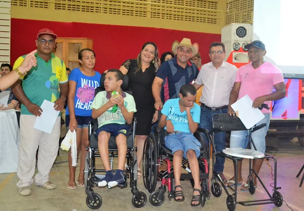 Entrega de equipamentos ortopédicos em Joaquim Pires
