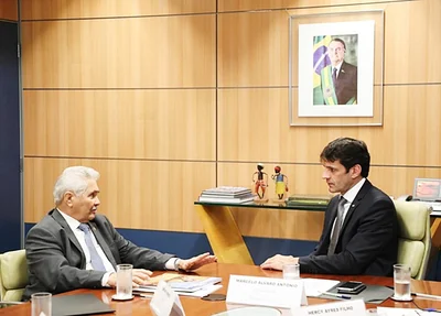 Senador Elmano e ministro Marcelo Álvaro