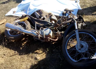 Jovem morre após colisão entre ônibus e moto em Sigefredo Pacheco