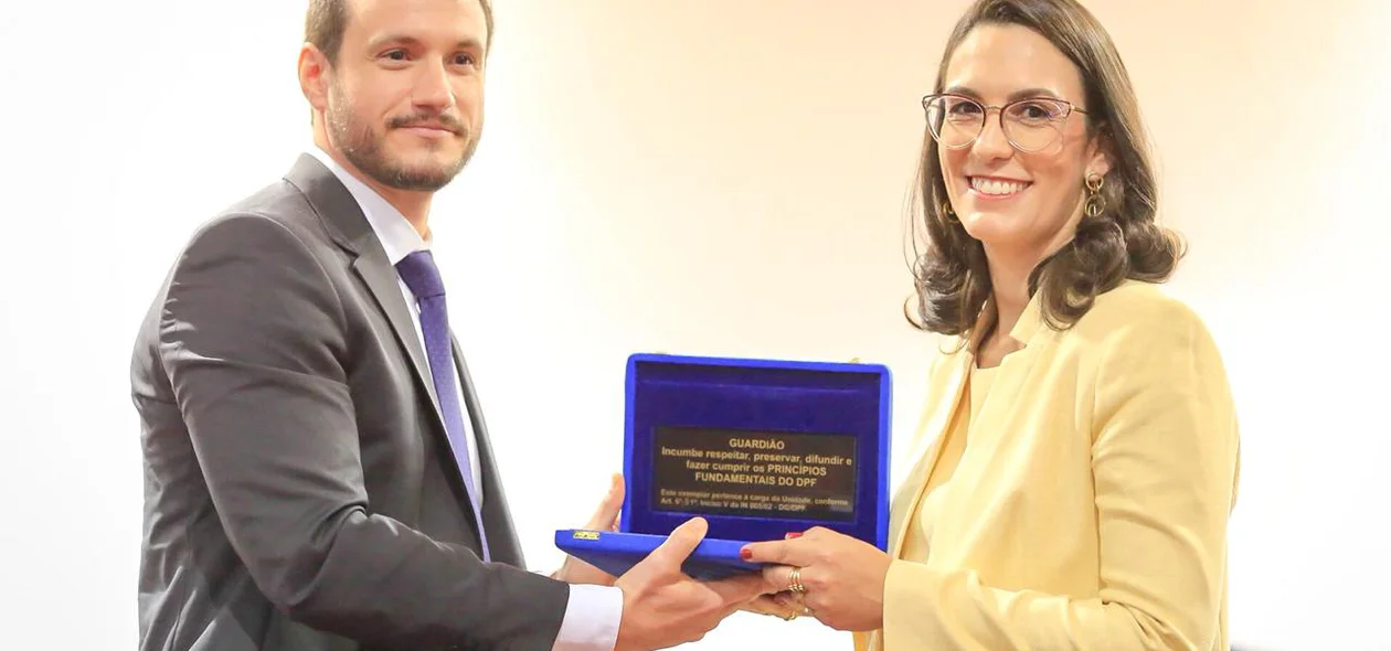 Mariana Paranhos toma posse na Polícia Federal