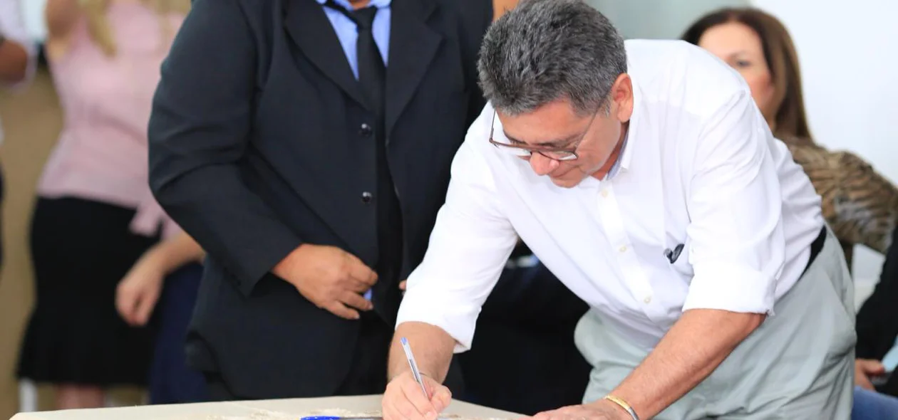 Assinatura de ordem de serviço