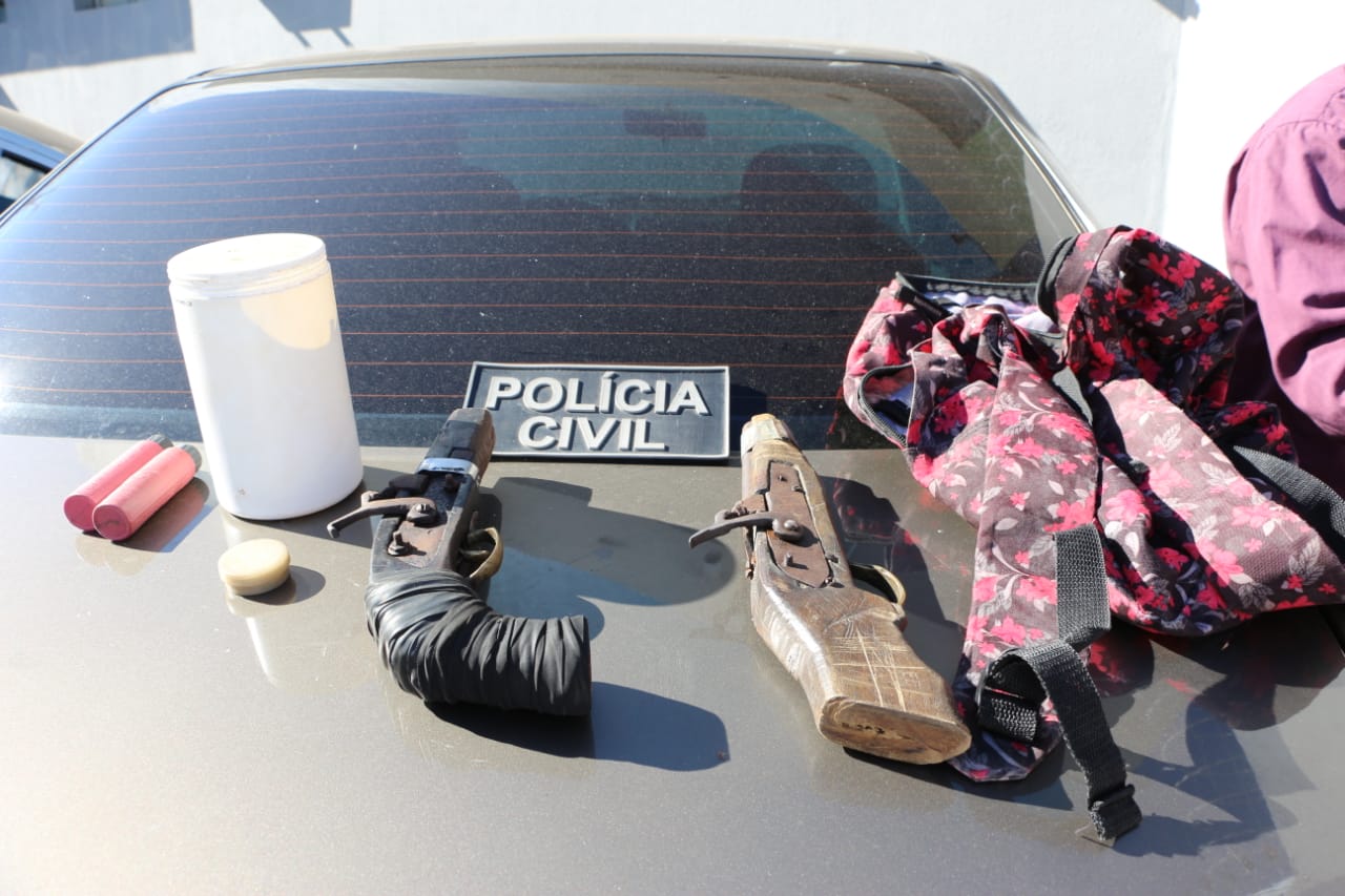 Material apreendido pela polícia