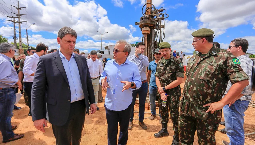 Ministro Tarcísio Freitas e Firmino Filho