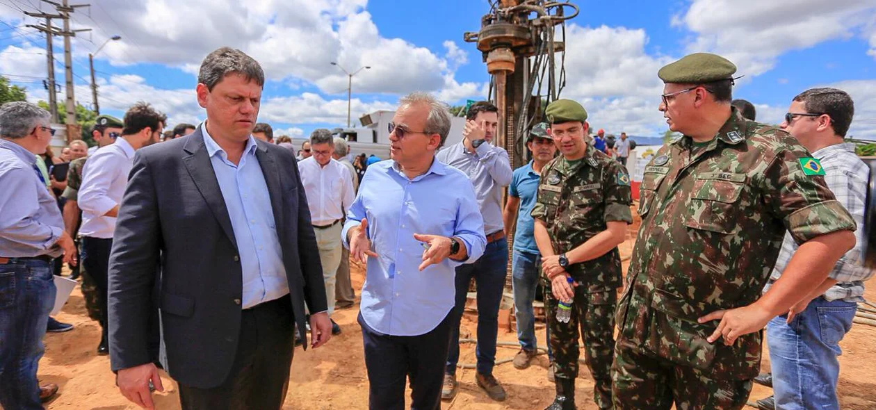 Ministro Tarcísio Freitas e Firmino Filho