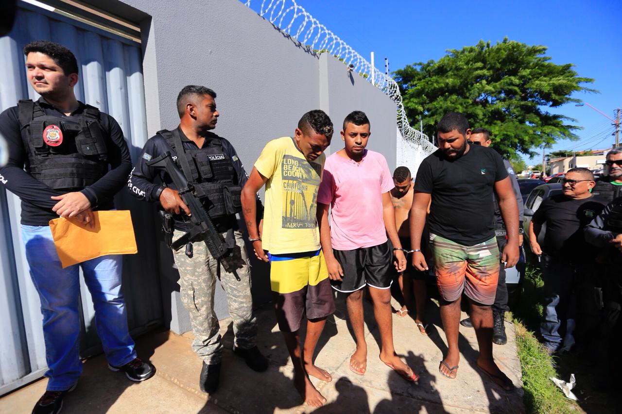 Presos foram levados para a Central de Flagrantes