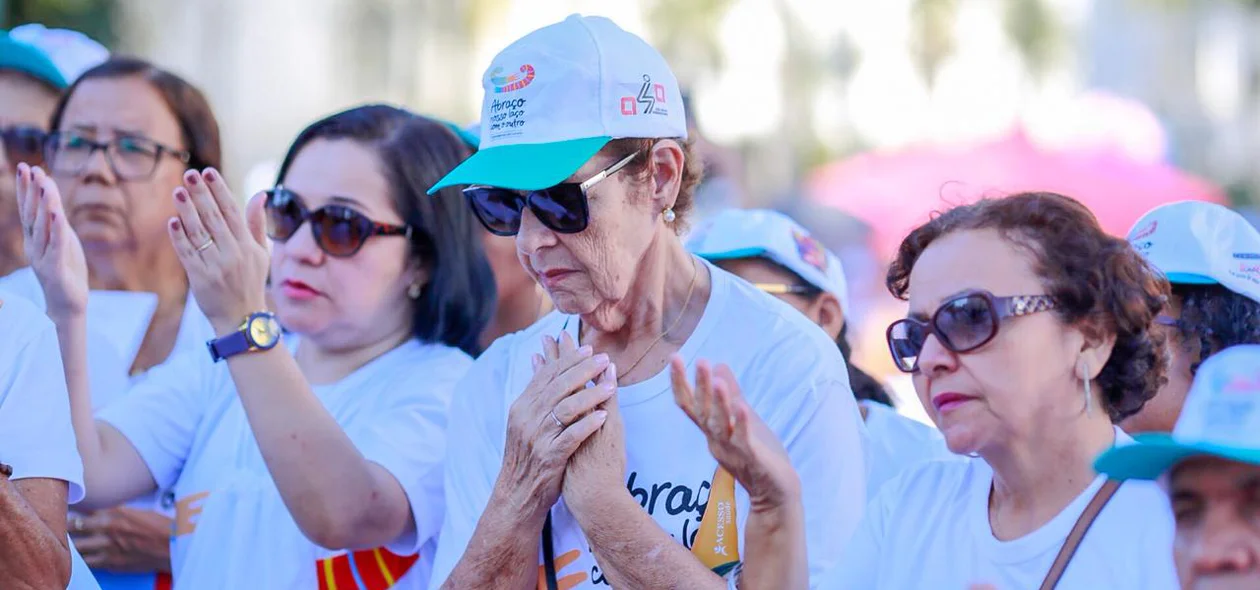 Fiéis na 24ª Caminhada da Fraternidade