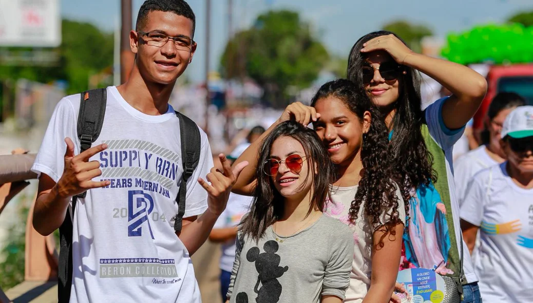 Jovens na 24ª Caminhada da Fraternidade