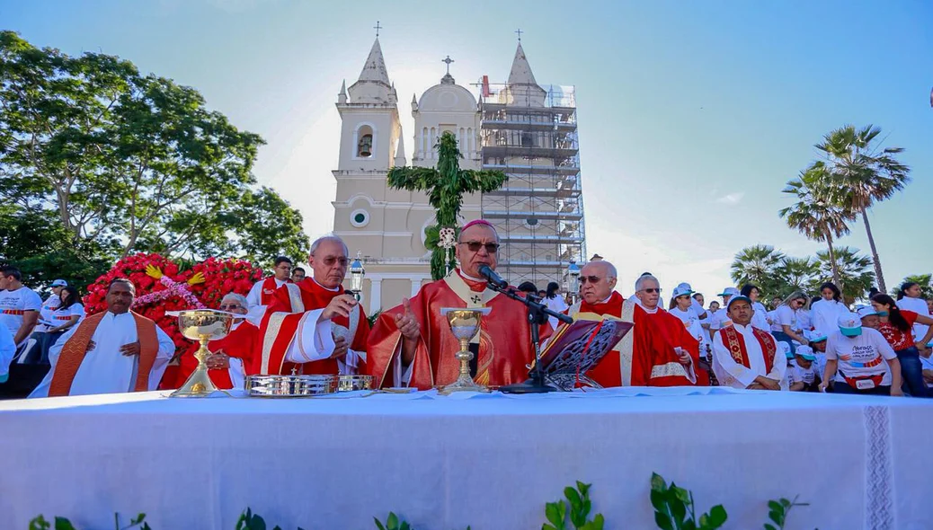 Santa Missa foi realizada antes da caminhada