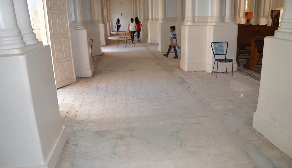 Obra está paralisada desde o dia 24 de abril