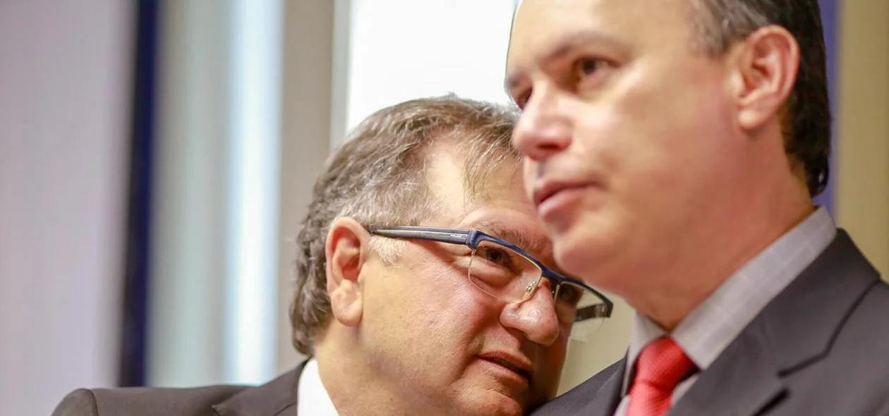 Merlong Solano e Ricardo Pontes