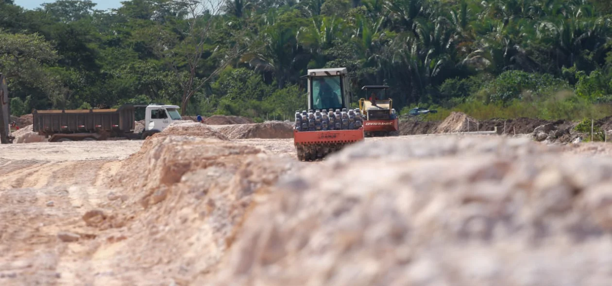 Construção da Avenida Ulisses Marques
