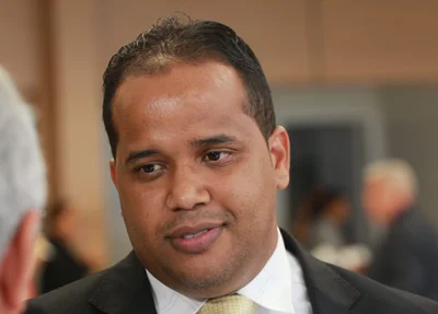 Enzo Samuel