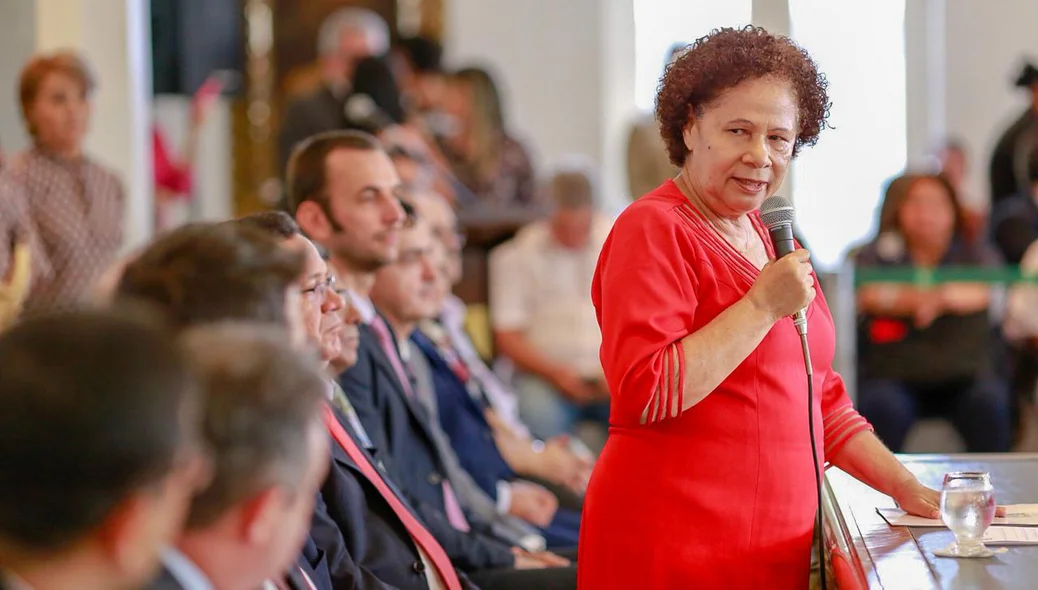 Regina Sousa 
