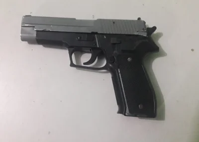 Simulacro de arma de fogo apreendido