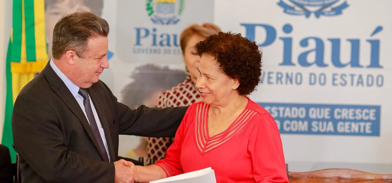 Vice-governadora Regina Sousa