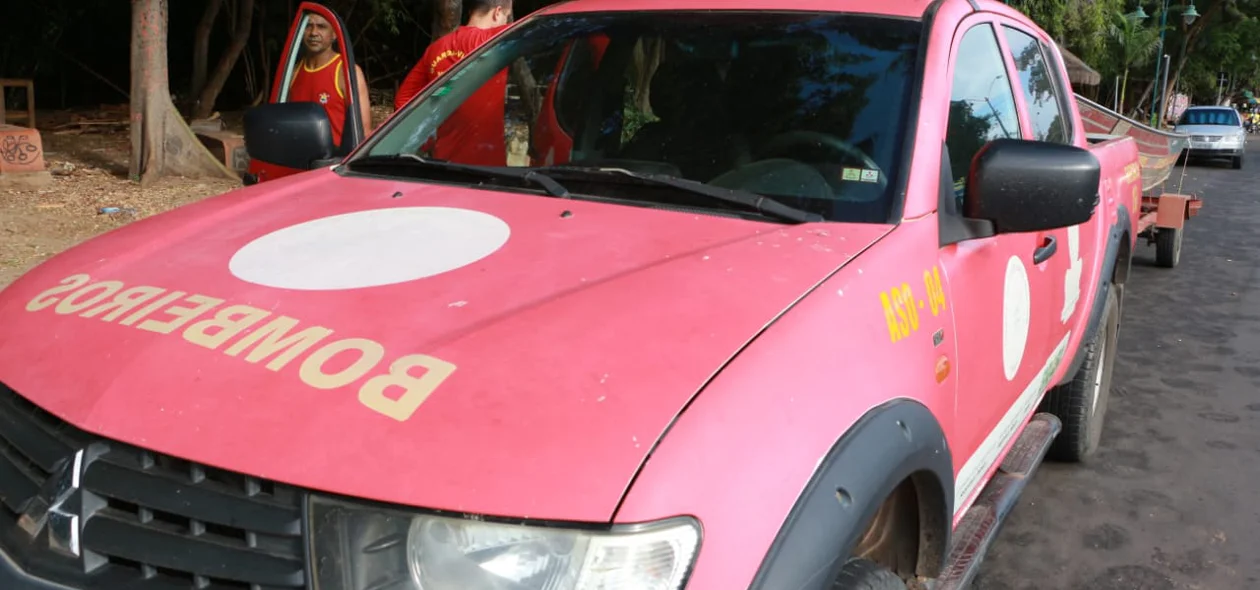 Carro do Corpo de Bombeiros