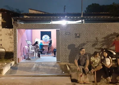 Casa onde o corpo de Francisco está sendo velado