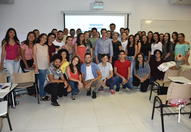 Diretor do Sebrae recebe estudantes de turismo da Uespi