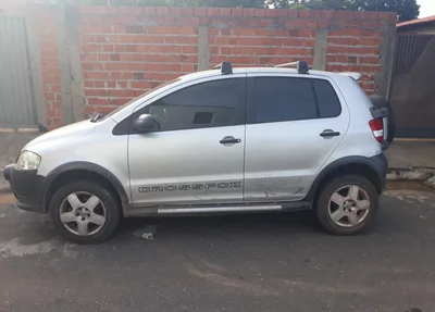 Veículo Crossfox recuperado pela PM