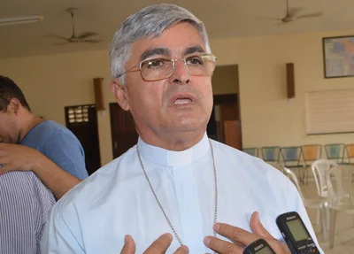 Dom Plínio condena proposta do deputado Severo Eulálio