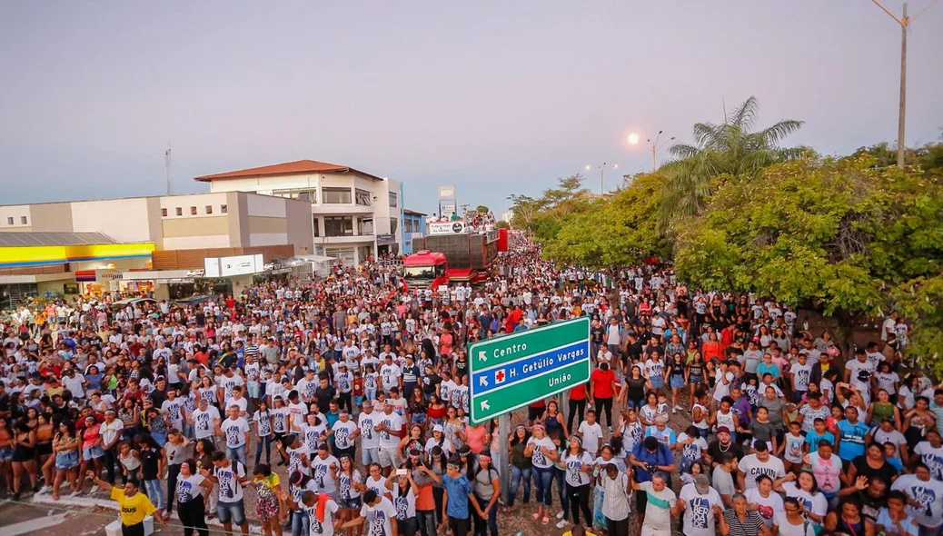 Milhares de pessoas participaram do evento