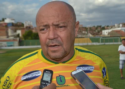 Adelmo Soares será o treinador do Picos na Segundona