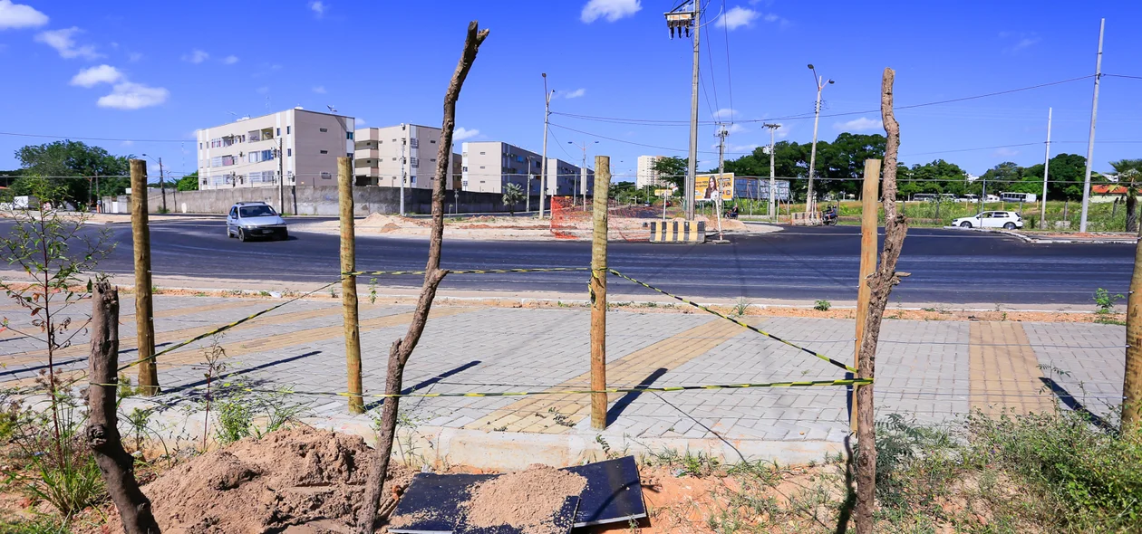 Local onde será implantado um poste de eletricidade