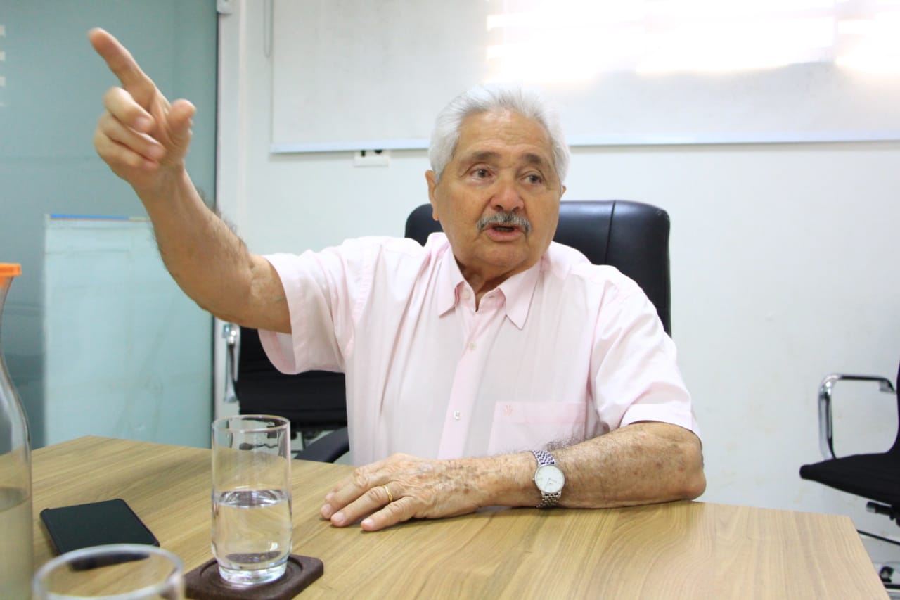 Senador Elmano Férrer