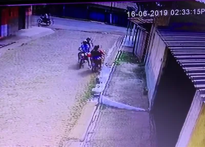 Câmera flagra assalto na cidade de Miguel Alves