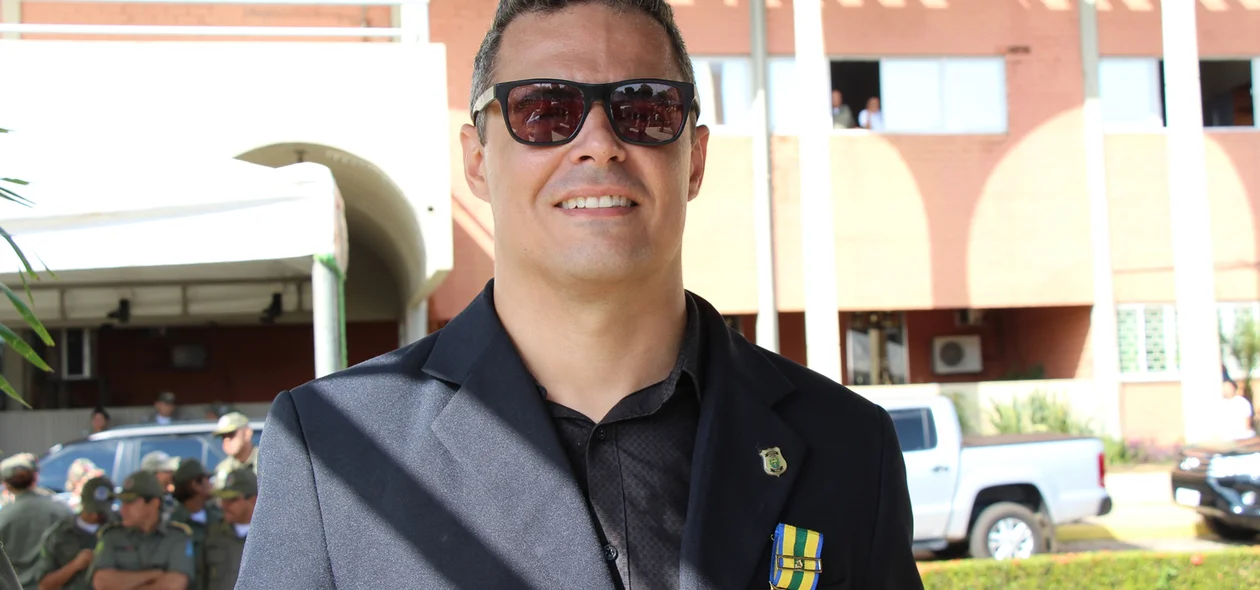 Coordenador do GRECO, delegado Tales Gomes foi homenageado pela PM
