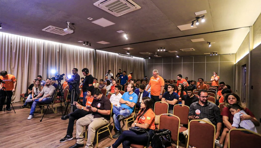 Público presente na coletiva