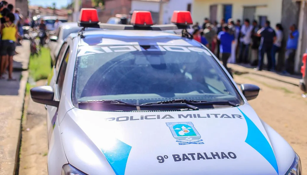 Viatura do 9º Batalhão da Polícia Militar