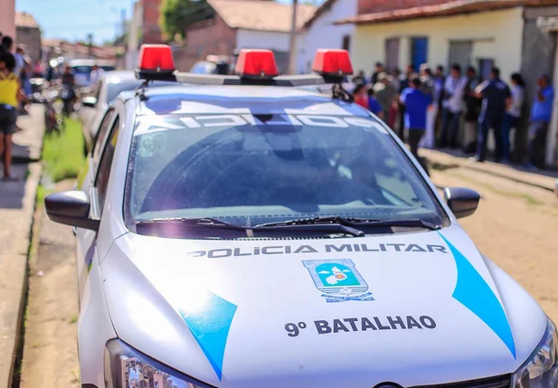 Viatura do 9º Batalhão da Polícia Militar