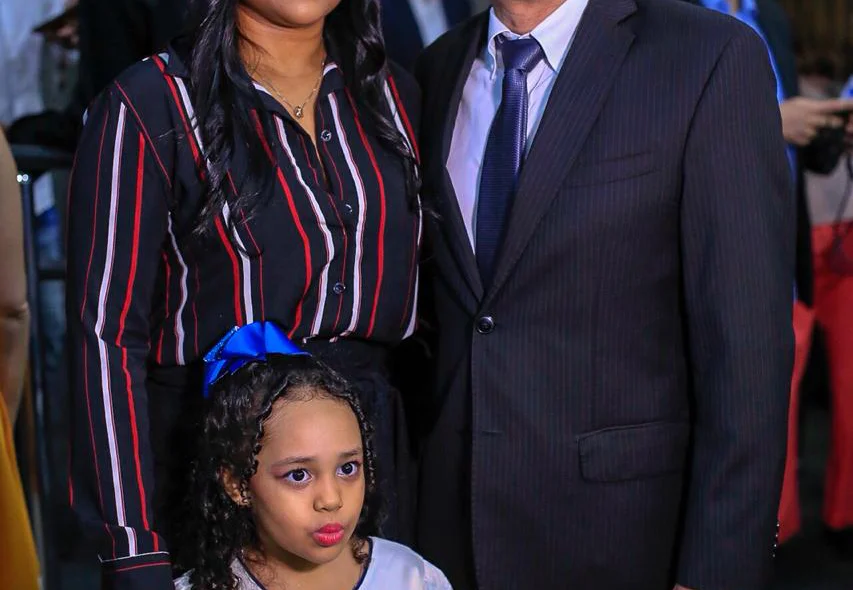 Germana Chaves com o vereador Caio Bucar e a filha Ágatha