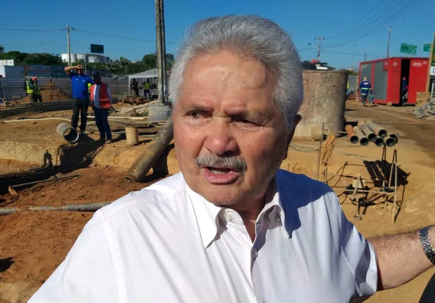 Elmano Férrer