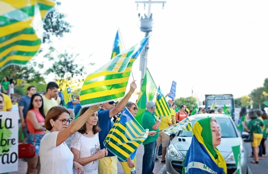 Apoiadores pró-Bolsonaro