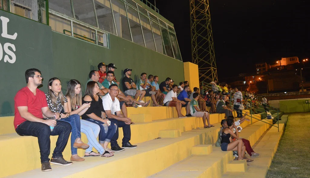 Torcida compareceu ao estádio.