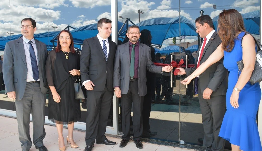 Desenlace da fita inaugural