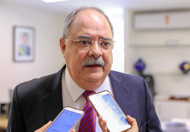 Secretário de governo Osmar Junior