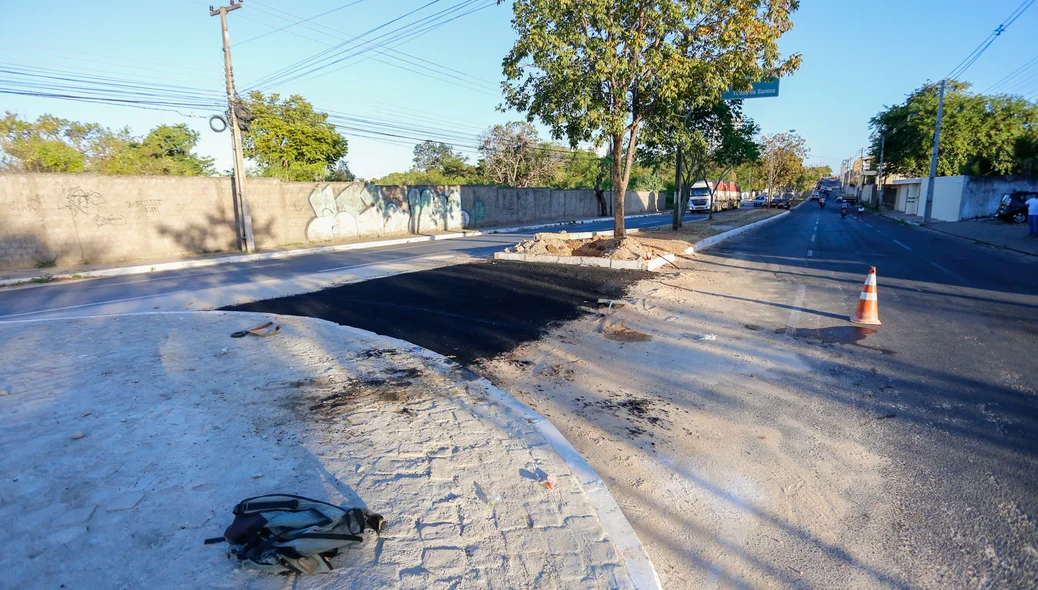 Moradores denunciam rotatória mal feita 