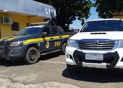 PRF apreende Hillux com sinais de adulteração no KM 9 da BR 316 em Teresina.